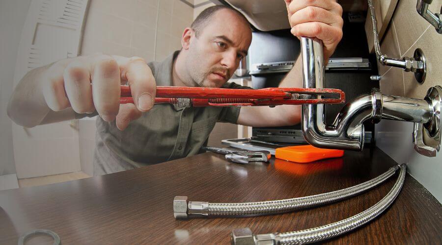 Local annual plumbing maintenance in Intercession City, FL